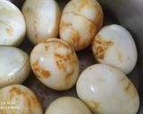 A picture of step 1 of Egg curry.