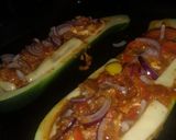 Une image de l'étape 4 de La courgette pizza.