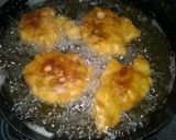 Foto del paso 3 de la receta: Buñuelos especiales de puerro y repollo