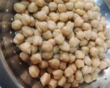 છોલે કુલચે હોમ મેડ (Chhole Kulcha Home Made Recipe In Gujarati) રેસીપી સ્ટેપ1ફોટો