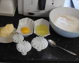 Deep Fried flower cookies (Daisy ّّFlower)   کوکی به شکل گل مینا recipe step 1 photo