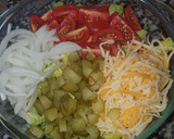 Foto del paso 2 de la receta: Cheeseburger Salad (Ensalada de Hamburguesa)
