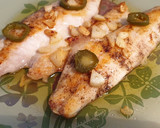 Foto del paso 3 de la receta: Lubina con jalapeño
