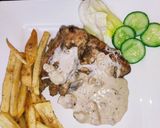A picture of step 5 of Grilled Chicken With White Mushroom Sauce🍄.
