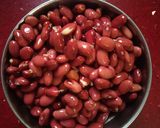 A picture of step 1 of Kashmiri rajma.