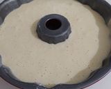 A picture of step 4 of Vanilla bundt cake.