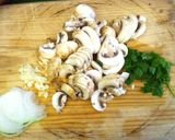 Foto del paso 1 de la receta: Champignons con epazote