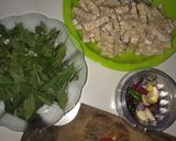 Foto langkah ke 1 dari resep Oseng Tempe Teri Daun Kemangi.
