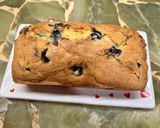 Foto del paso 4 de la receta: Budín de chocolate blanco y arándanos 🫐