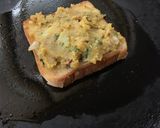 A picture of step 3 of Sweet and sour aloo toast.