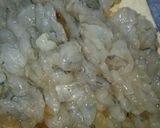 Hình bước làm 3 của món Hoành Thánh Tôm Thịt