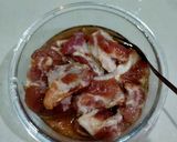 รูปขั้นตอนการทำที่ 2 ของ หมูทอดแบบง่าย
