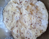 Foto del paso 1 de la receta: Torta de queso y cebolla de masa con mix de semillas de lino y sésamo.😍💫😍💫😍💫