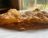 Foto del paso 14 de la receta: Empanada gigante de atún con masa de hojaldre