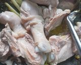 Foto langkah ke 4 dari resep Ayam Ungkep Kemangi.