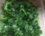 A picture of step 1 of Baigan ke pakore/Mix vegetables pakoray.