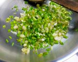 A picture of step 1 of Garlic Spaghetti.