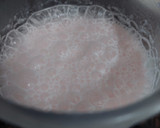 रोज़ मिल्क शेक(rose milk shake recipe in hindi) रेसिपी चरण 3 फोटो