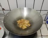 Foto langkah ke 1 dari resep Pecak Ikan Asin Khas Pantura.