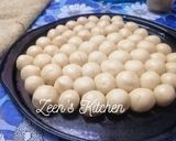 A picture of step 5 of Middle Eastern Honeycomb Bread.