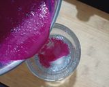 A picture of step 2 of Dragon fruit smoothie.