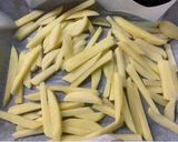 Φωτογραφία βήματος 2 της συνταγής Τραγανά sticks πατάτας στο φούρνο