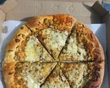 Foto langkah ke 10 dari resep 41. Pizza Empuk Menul Menul.
