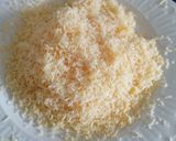 Foto del paso 1 de la receta: Mini buñuelos de queso Edam