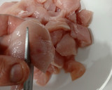 Foto del paso 1 de la receta: Garbanzos con pollo a la cúrcuma
