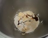 Une image de l'étape 3 de Pâte brisée aux amandes et vanille.