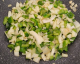 Foto del paso 2 de la receta: Arroz con costillas de cerdo