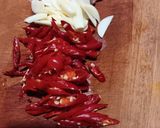 Foto langkah ke 2 dari resep Tumis Terong Ungu.