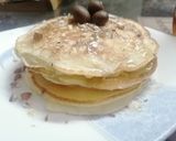 A picture of step 5 of Honey nuts pan cake.