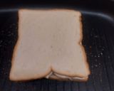 A picture of step 2 of Grilled Sandwich.