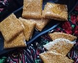 عکس مرحله 1 از دستور سوهان عسلی كنجدی...