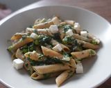 Une image de l'étape 3 de One pot pasta épinards, petits pois & feta - IG bas.