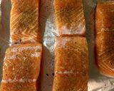 Foto del paso 6 de la receta: Salmon Rosado con puré de coliflor y espárragos