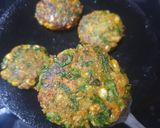 A picture of step 7 of Corn Spinach Besan Tikki.