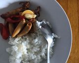 Foto langkah ke 3 dari resep Tumis cumi asin.