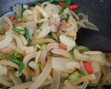 Foto langkah ke 2 dari resep Tumis kikil khas Jawa dan Sunda.
