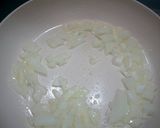 Foto del paso 2 de la receta: Espaguetis de calabacín con pimiento y queso