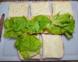 Foto del paso 4 de la receta: Sándwich de Choclo, Jamón, Lechuga y Aceitunas