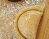 Foto del paso 3 de la receta: Empanadillas con masa de quinoa rellenas de queso mozzarella