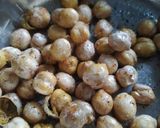 A picture of step 2 of Dry masala Channa.