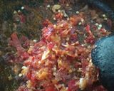Foto langkah ke 4 dari resep Ikan Sepat Asin Balado.