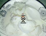 A picture of step 6 of Coconut ice cube.
