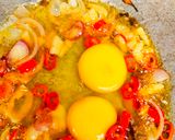Gambar langkah 2 resipi Kacang Panjang Goreng Telur.
