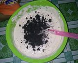 Foto langkah ke 7 dari resep Bolu Nutrijell strawberry Baking Pan.