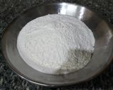 A picture of step 1 of Lachay dar Till walay parathay.