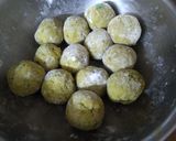 દૂધીનાં થેપલા (Dudhi Thepla recipe in Gujarati) રેસીપી સ્ટેપ2ફોટો